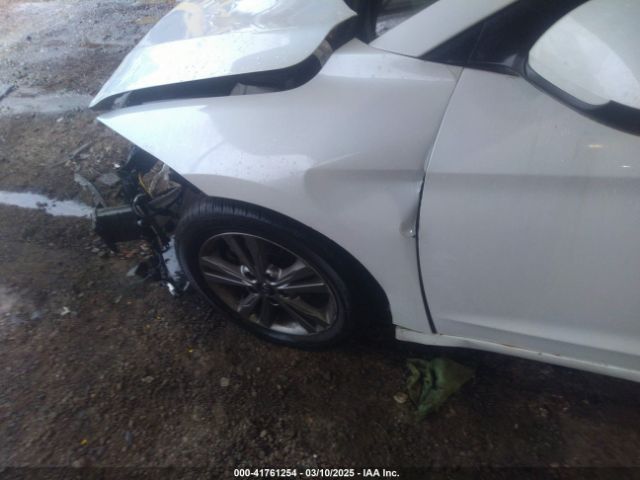 5NPD84LF8JH252116 Hyundai ELANTRA SEL