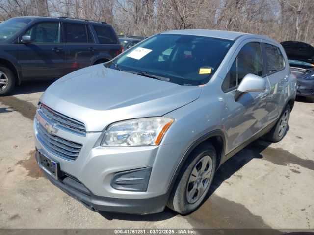 KL7CJKSB8FB074118 Chevrolet Trax 1ls