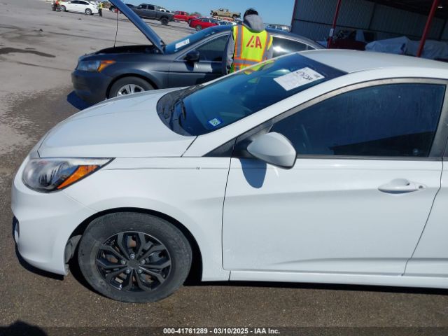 KMHCT5AEXHU359951 Hyundai ACCENT SE