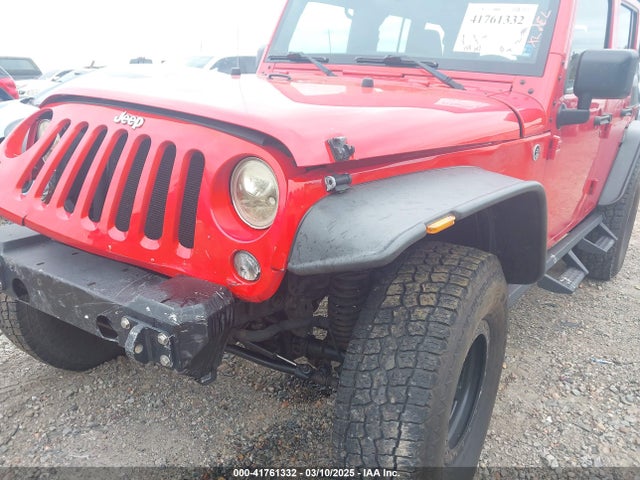 1C4BJWDGXFL610818 Jeep Wrangler Unlimited Sport