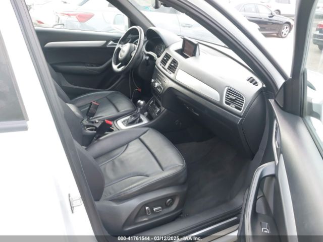 WA1BCCFSXJR028356 Audi Q3 2.0t Premium/2.0t Sport Premium