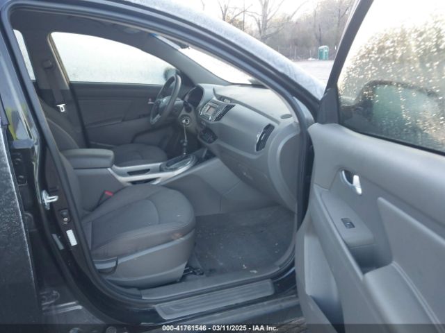 KNDPB3AC1G7807583 KIA Sportage Lx