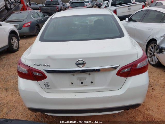 1N4AL3AP3JC161182 Nissan Altima 2.5 S