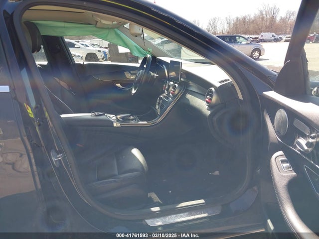 55SWF4KB7HU184461 Mercedes-Benz C 300 4matic/luxury 4matic/sport 4matic