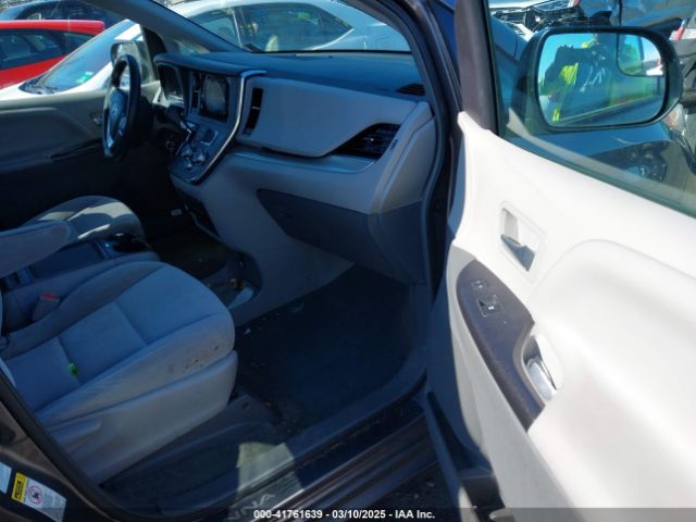 5TDJK3DC5GS133753 Toyota Sienna Le 7 Passenger