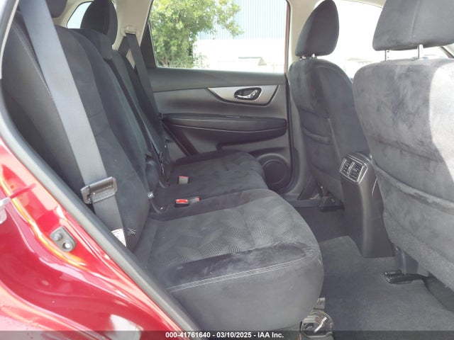 5N1AT2MV0GC798176 Nissan ROGUE SV
