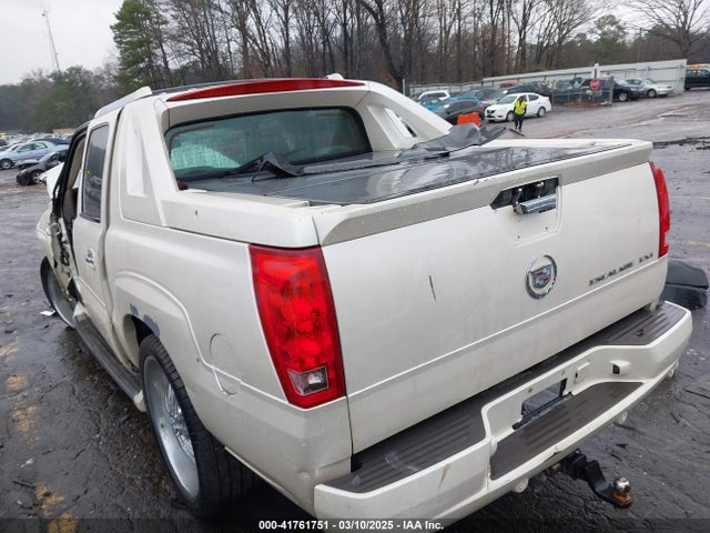 2003 CADILLAC ESCALADE EXT 3GYEK63N63G130112 Photo 2