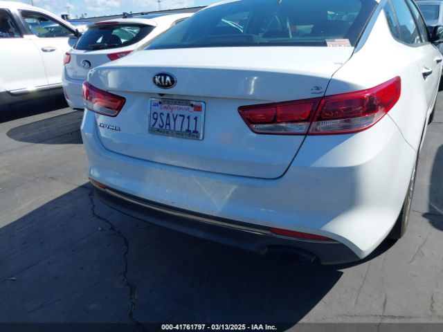 5XXGT4L32HG121643 KIA Optima Lx