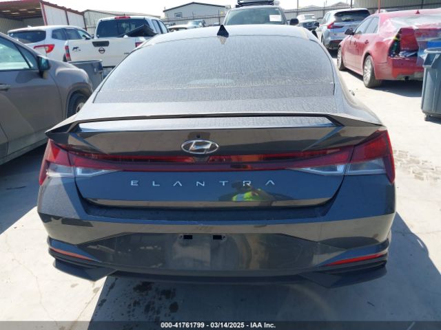 5NPLL4AG2PH110018 Hyundai ELANTRA SE