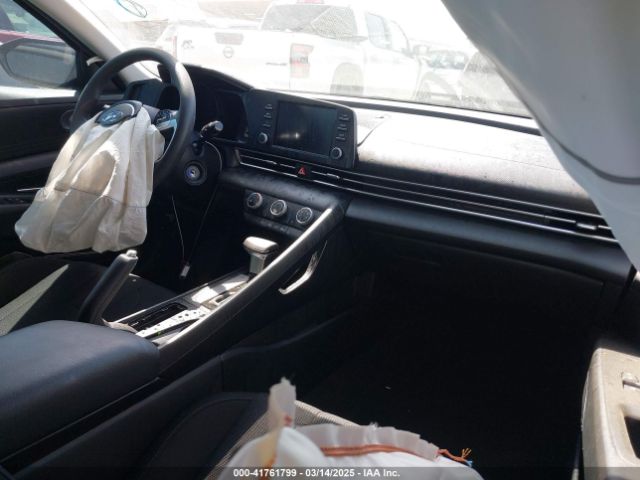 5NPLL4AG2PH110018 Hyundai ELANTRA SE