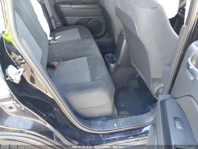 1C4NJDBB2HD105460 Jeep Compass Sport 4x4