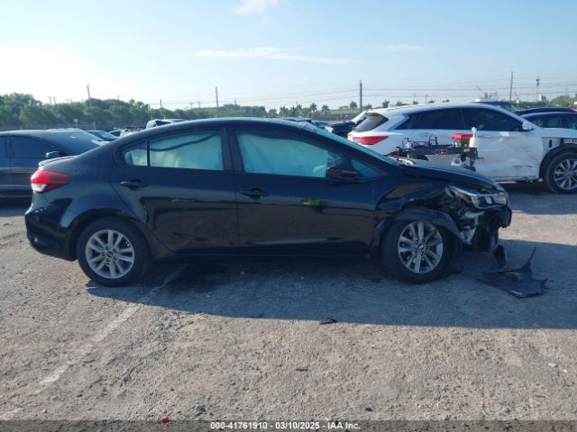 3KPFL4A77HE121230 KIA FORTE S