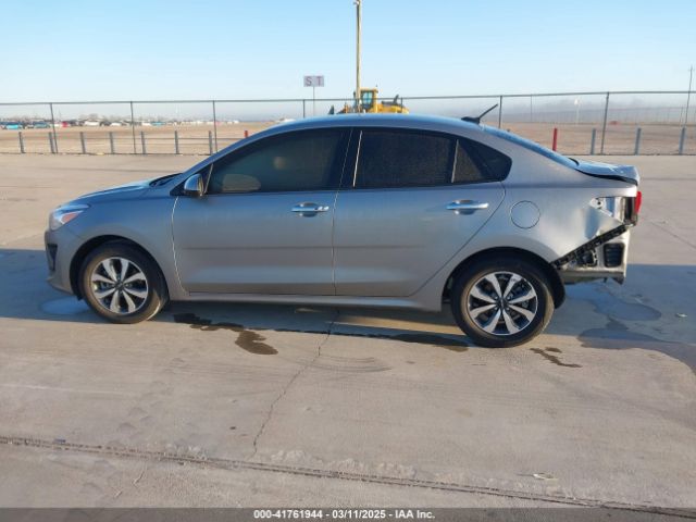 3KPA24AD1PE559033 KIA RIO S