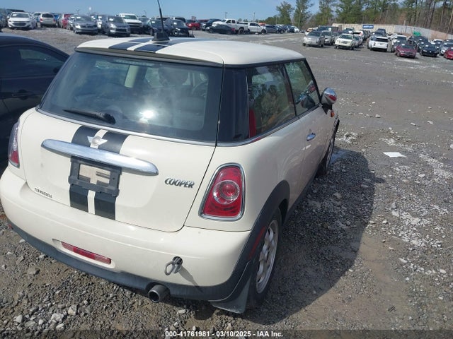 2012 MINI COOPER WMWSU3C53CT185697 Photo 3