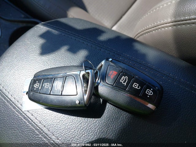 5XYZUDLB2FG262427 Hyundai Santa Fe Sport 2.4l