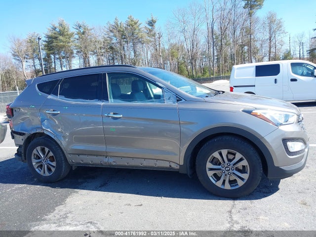 5XYZUDLB2FG262427 Hyundai Santa Fe Sport 2.4l