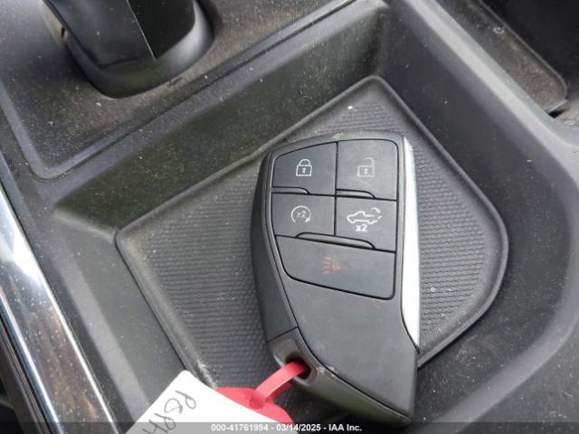 1GTUUDED4PZ115635 GMC Sierra 1500 4wd  Short Box Slt