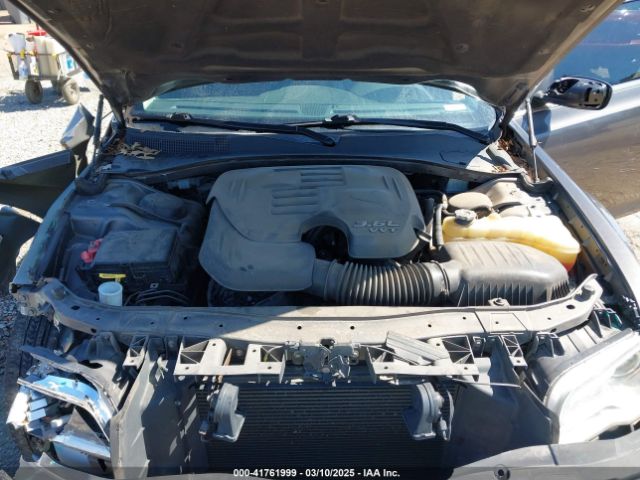 2019 CHRYSLER 300 2C3CCAEG9KH585695 Photo 9