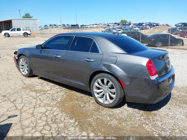 2019 CHRYSLER 300 2C3CCAEG9KH585695 Photo 2
