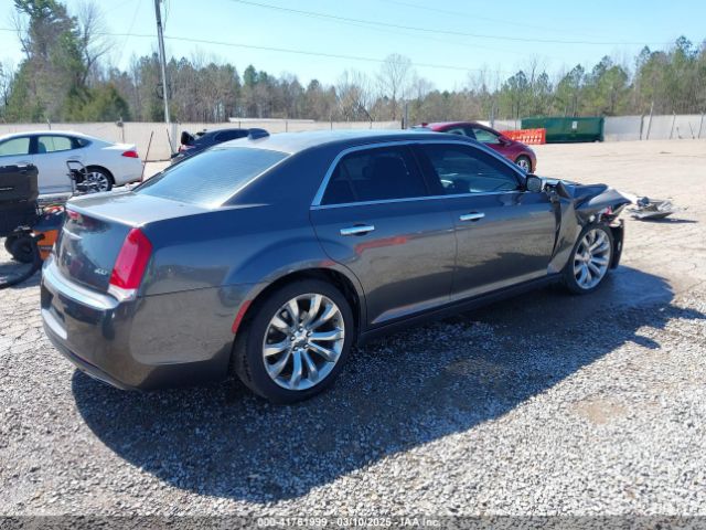 2019 CHRYSLER 300 2C3CCAEG9KH585695 Photo 3