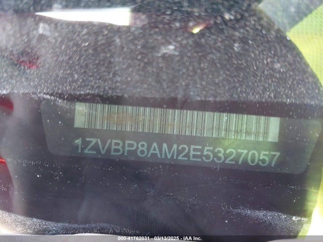 1ZVBP8AM2E5327057 Ford Mustang V6