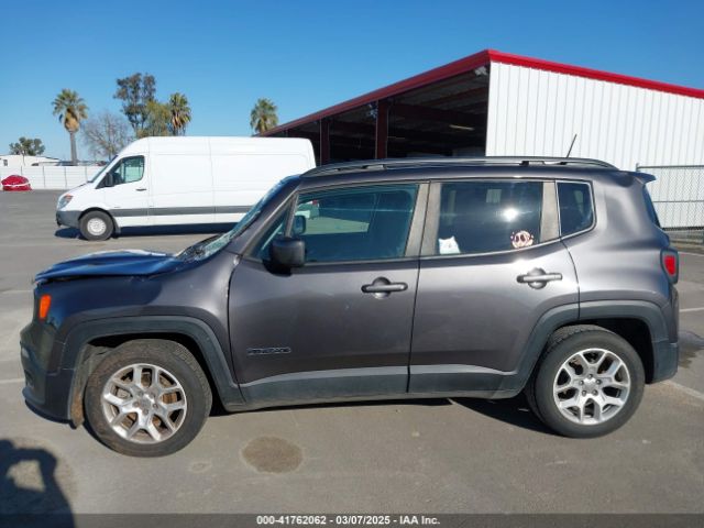 ZACCJABB5JPH92303 Jeep Renegade Latitude Fwd