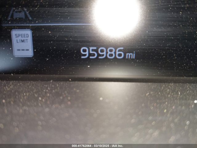KNDJ23AU8P7196997 KIA SOUL LX