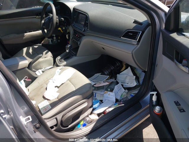5NPD84LF5HH068620 Hyundai ELANTRA SE