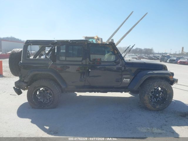 1C4HJXEG5KW518202 Jeep Wrangler Unlimited Sahara 4x4
