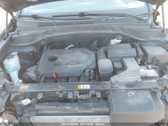 5NMZUDLB9HH001479 Hyundai Santa Fe Sport 2.4l