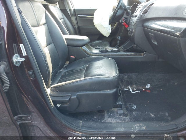 5XYKT3A69FG635001 KIA SORENTO LX