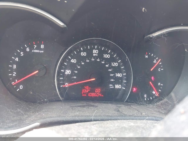 5XYKT3A69FG635001 KIA SORENTO LX