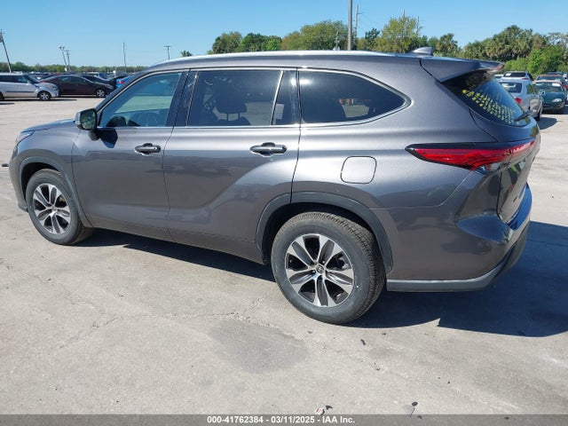 5TDHZRAH0MS056055 Toyota Highlander Xle