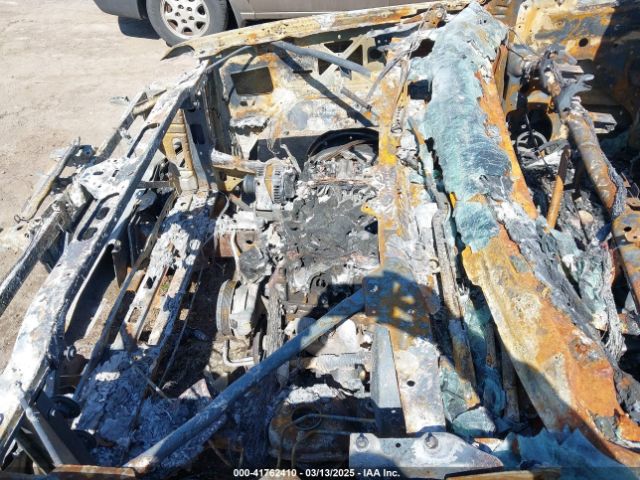 1GCVKREC7JZ201494 Chevrolet Silverado 1500 2lt