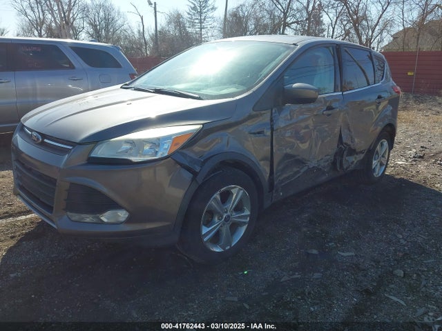 1FMCU9GX1EUC53011 Ford ESCAPE SE