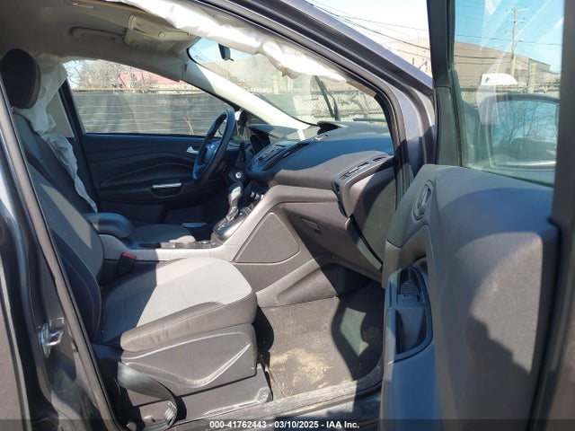1FMCU9GX1EUC53011 Ford ESCAPE SE