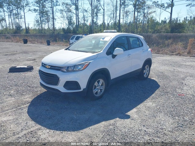 3GNCJNSB7JL419819 Chevrolet TRAX LS