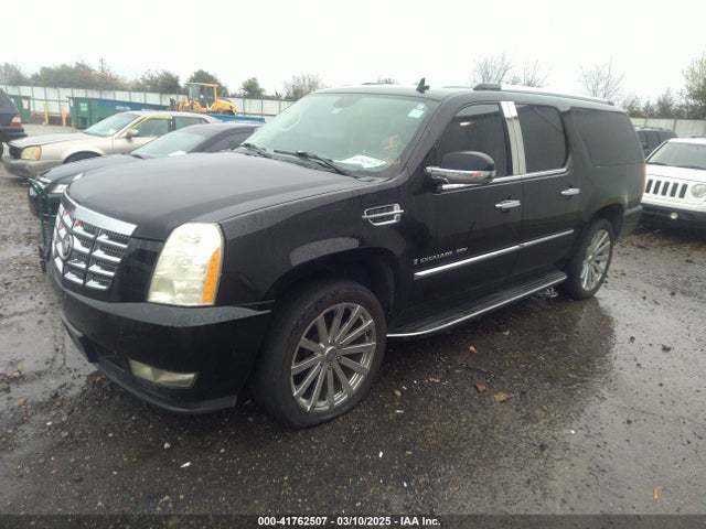 2008 CADILLAC ESCALADE ESV 1GYFK66858R118129 Photo 1