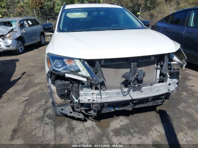 5N1DR2MM2JC638617 Nissan Pathfinder Sl