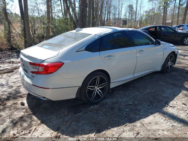 1HGCV3F95NA013660 Honda Accord Hybrid Touring