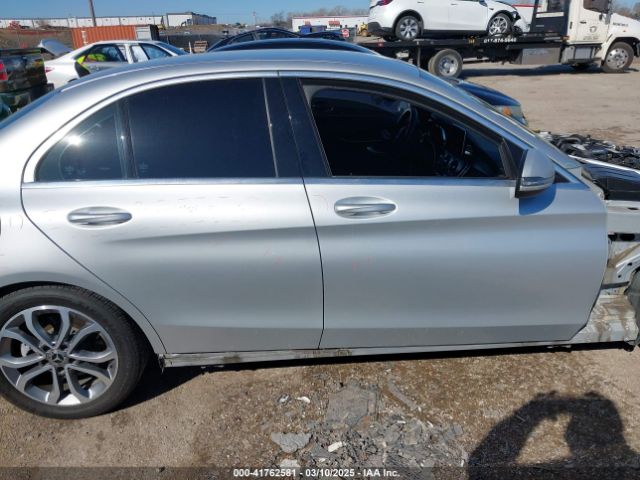 55SWF4JB8HU225214 Mercedes-Benz C 300 Luxury/sport
