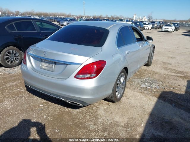 55SWF4JB8HU225214 Mercedes-Benz C 300 Luxury/sport