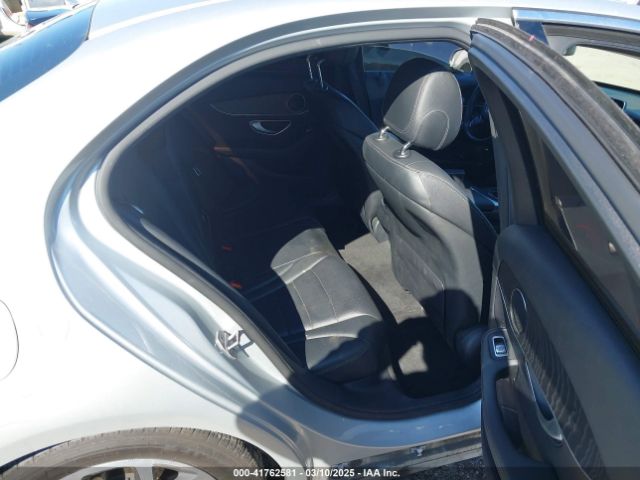 55SWF4JB8HU225214 Mercedes-Benz C 300 Luxury/sport
