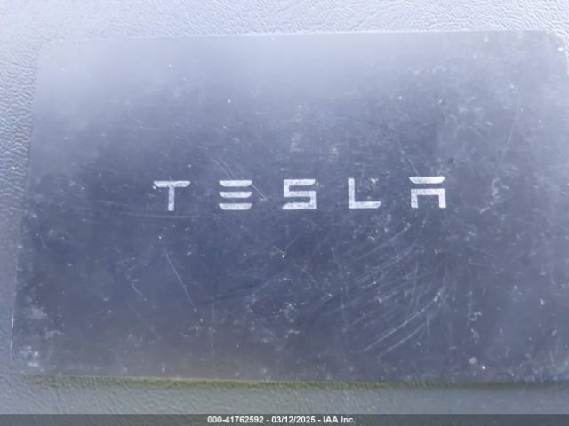 7SAYGDEF0NF447541 Tesla Model Y Performance Dual Motor All-wheel Drive