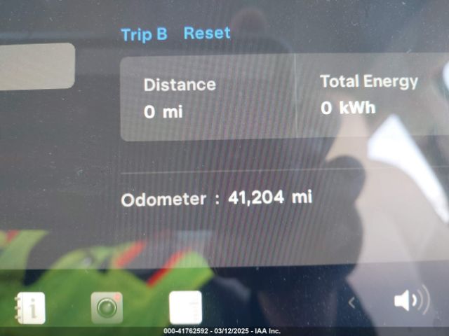 7SAYGDEF0NF447541 Tesla Model Y Performance Dual Motor All-wheel Drive