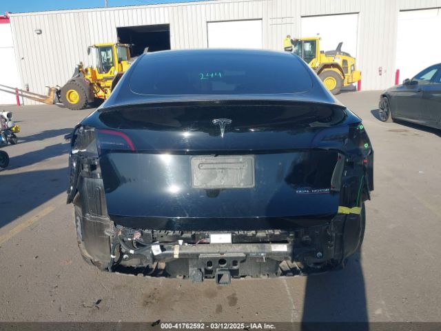 7SAYGDEF0NF447541 Tesla Model Y Performance Dual Motor All-wheel Drive