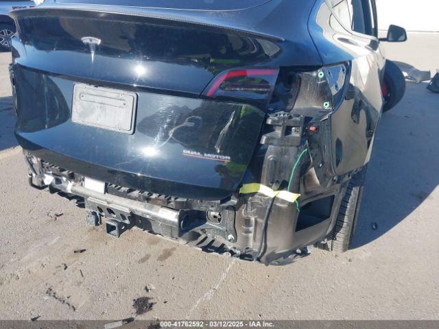 7SAYGDEF0NF447541 Tesla Model Y Performance Dual Motor All-wheel Drive