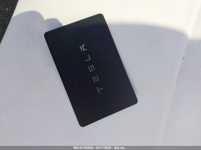 2024 TESLA MODEL Y 7SAYGDEF1RA329825 Photo 10