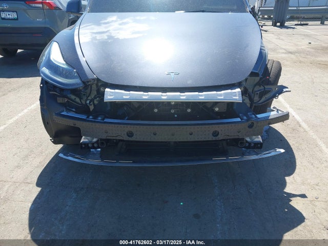 2024 TESLA MODEL Y 7SAYGDEF1RA329825 Photo 5