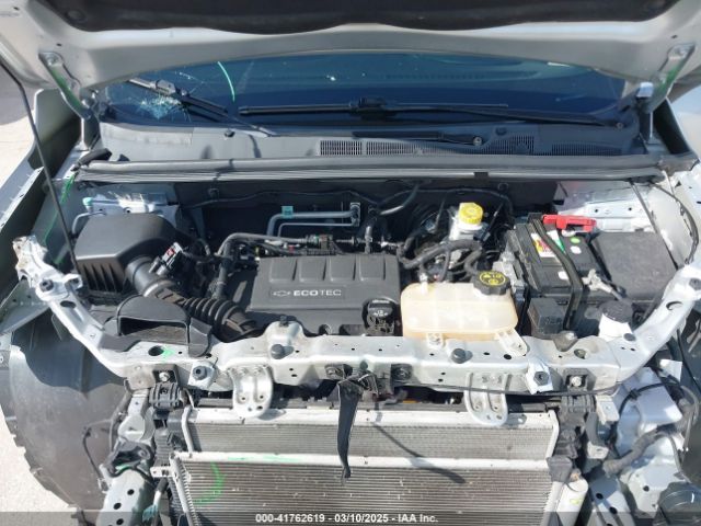 3GNCJKSB4JL147759 Chevrolet TRAX LS